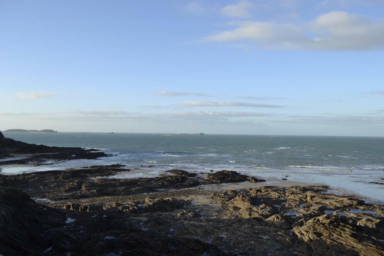 Vue Sur Mer Cancale Exterior photo
