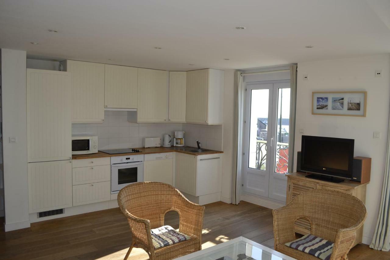Vue Sur Mer Cancale Exterior photo