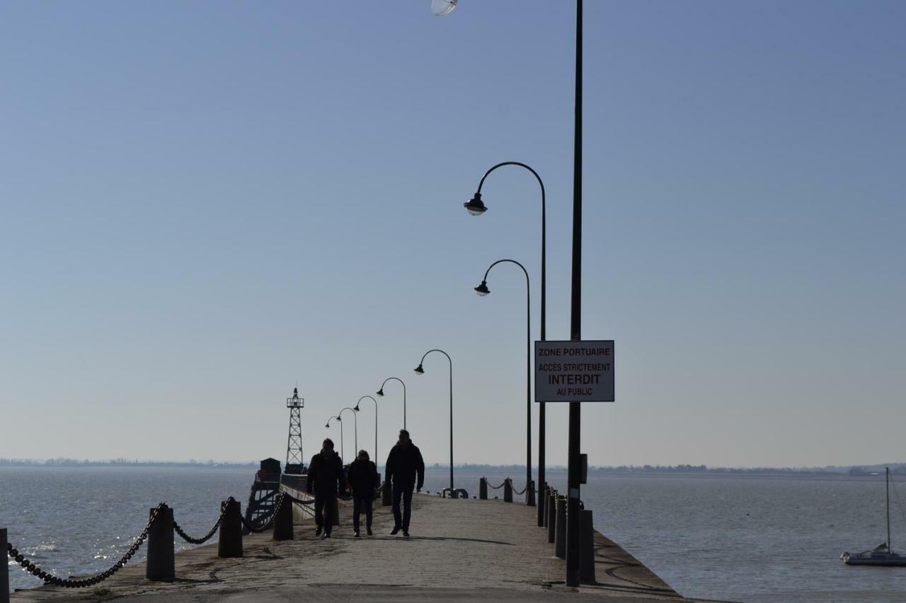 Vue Sur Mer Cancale Exterior photo